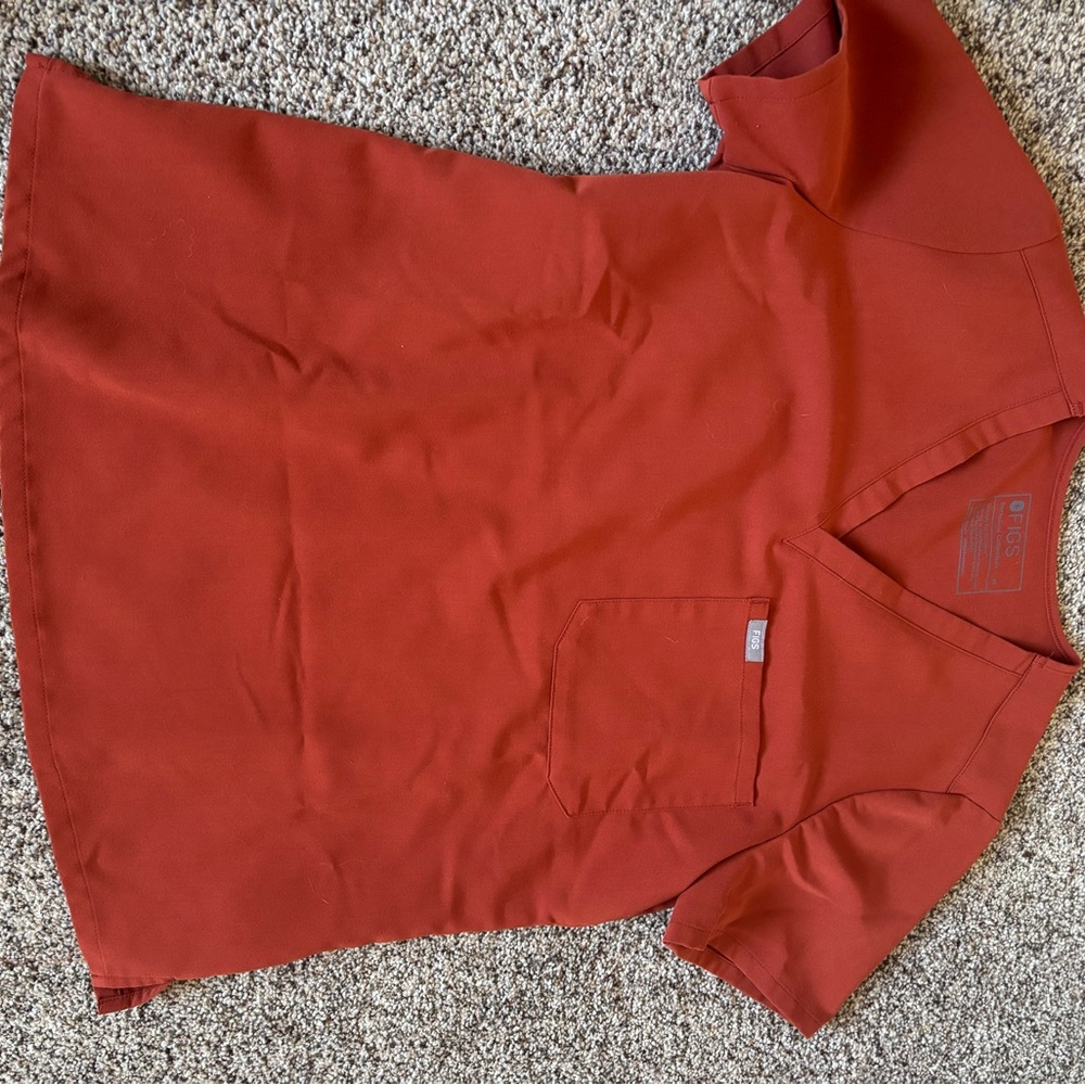 Figs burnt orange/red V-Neck Scrub Top